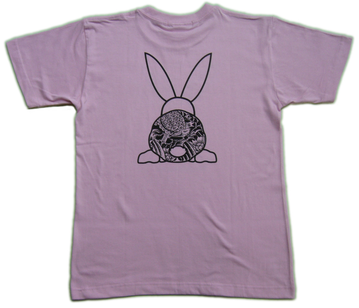 画像: 刺青 ウサギ Tシャツ。かわいいキャラクターを和彫デザイン